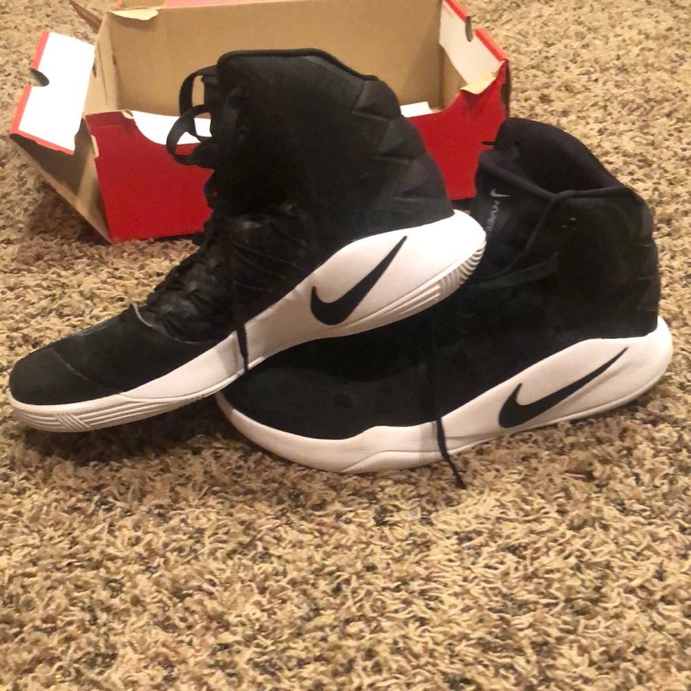 Hyper dunks - Picture 2 of 2